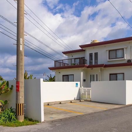Вилла Sea Side House Ogimi Экстерьер фото