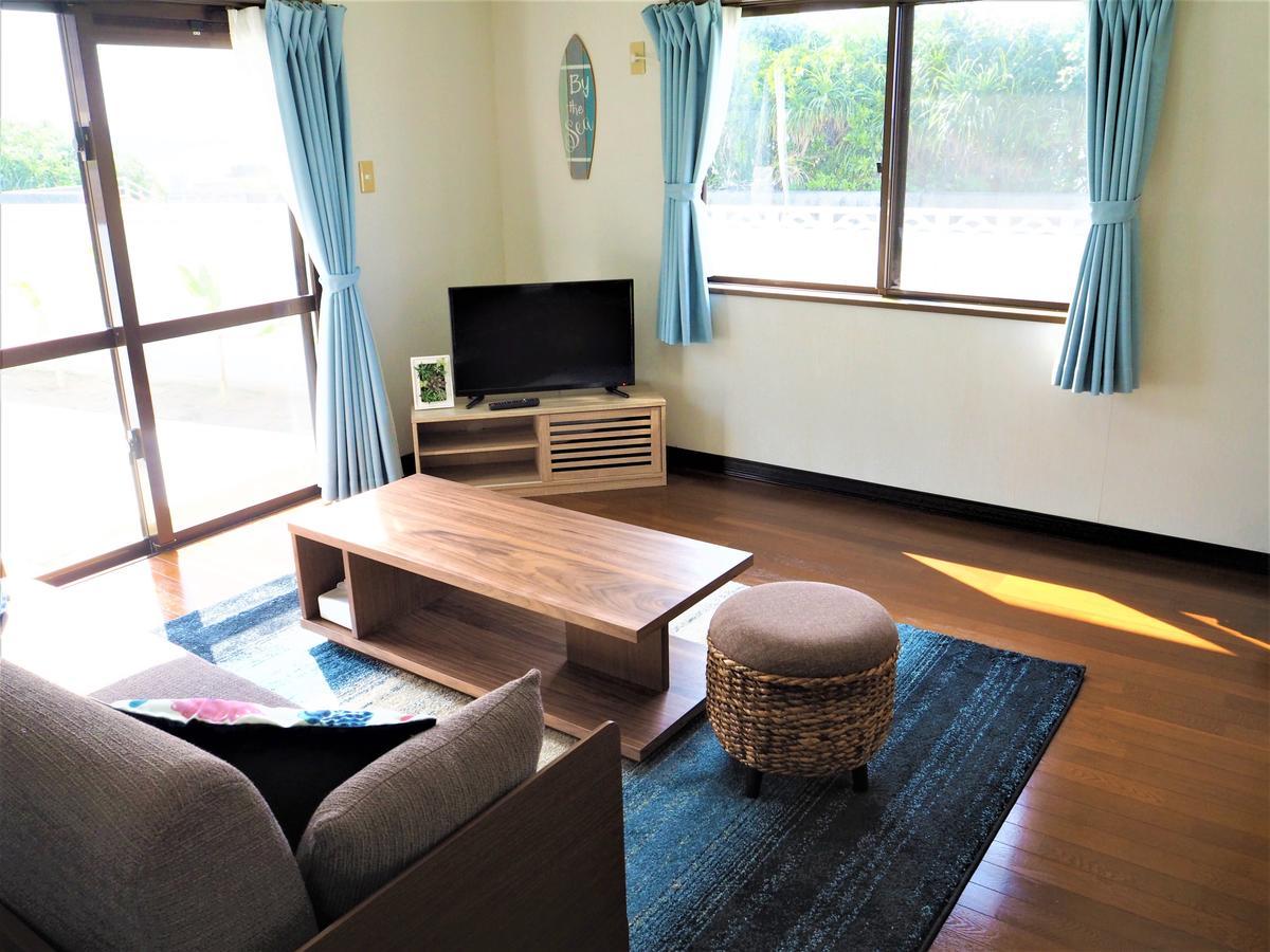 Вилла Sea Side House Ogimi Экстерьер фото